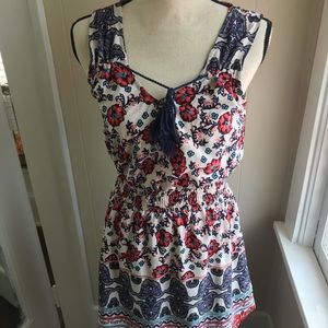 floral red whites and blues